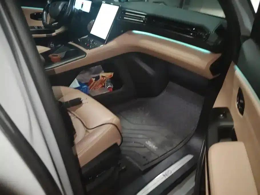 NIO ES6 2020 455KM Sport Edition — миниатюра 8