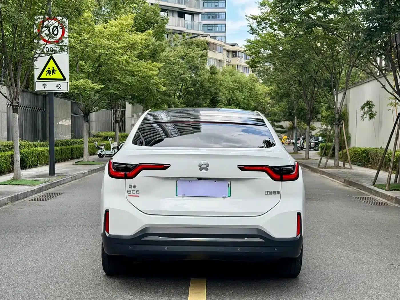 NIO EC6 2020 615KM Signature Edition — миниатюра 7
