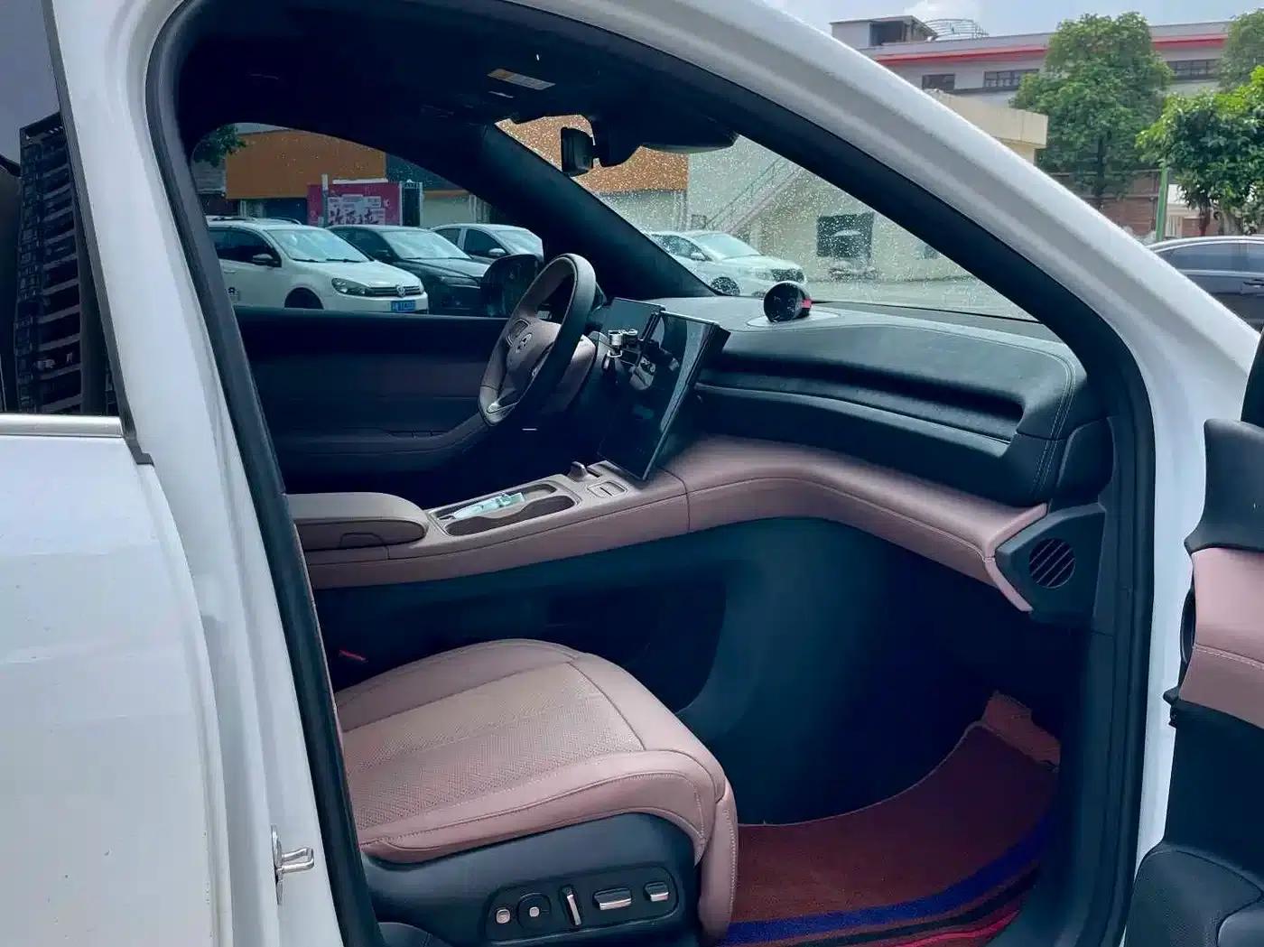 NIO EC6 2024 Model 100kWh — миниатюра 8