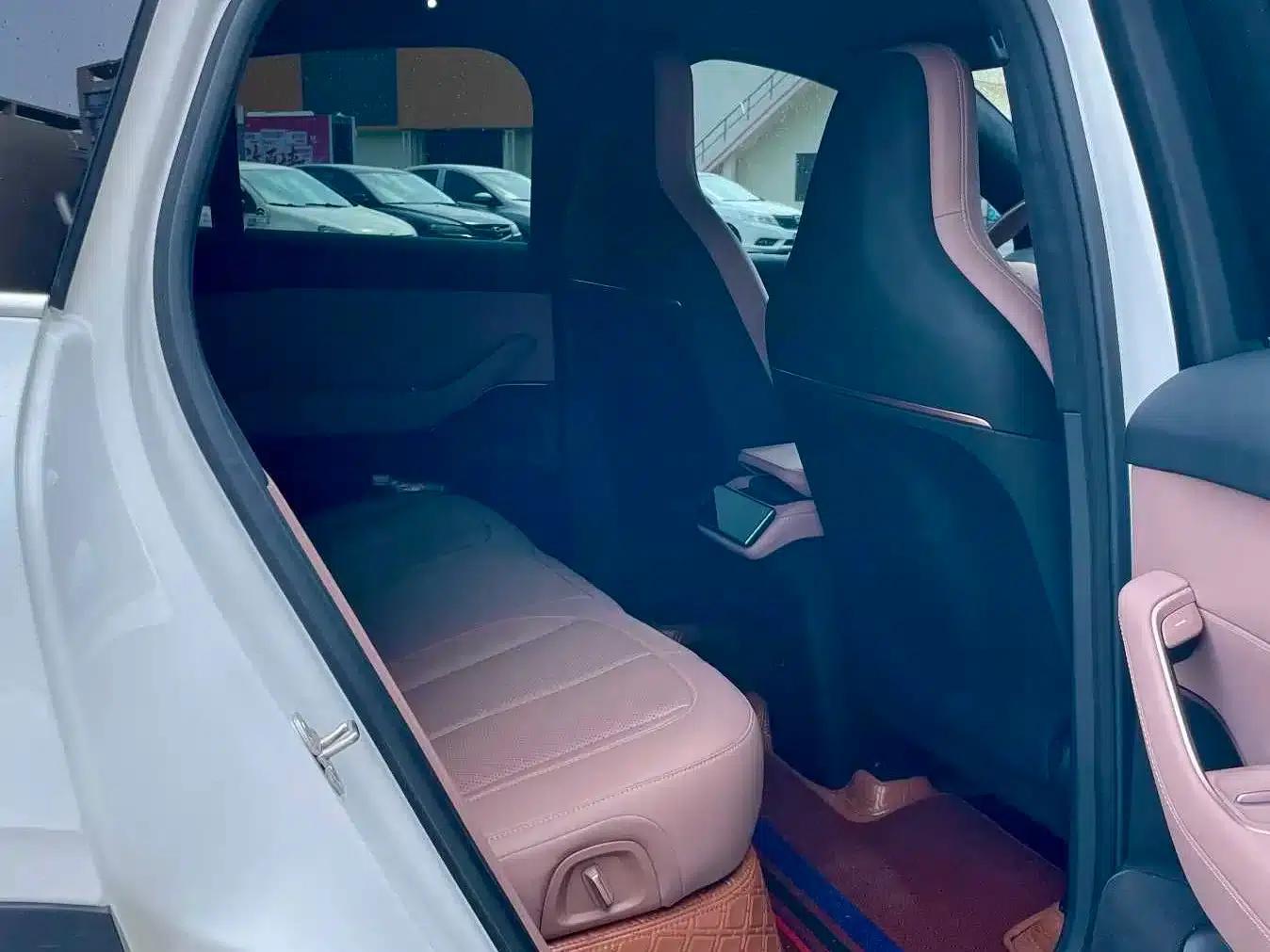 NIO EC6 2024 Model 100kWh — миниатюра 9