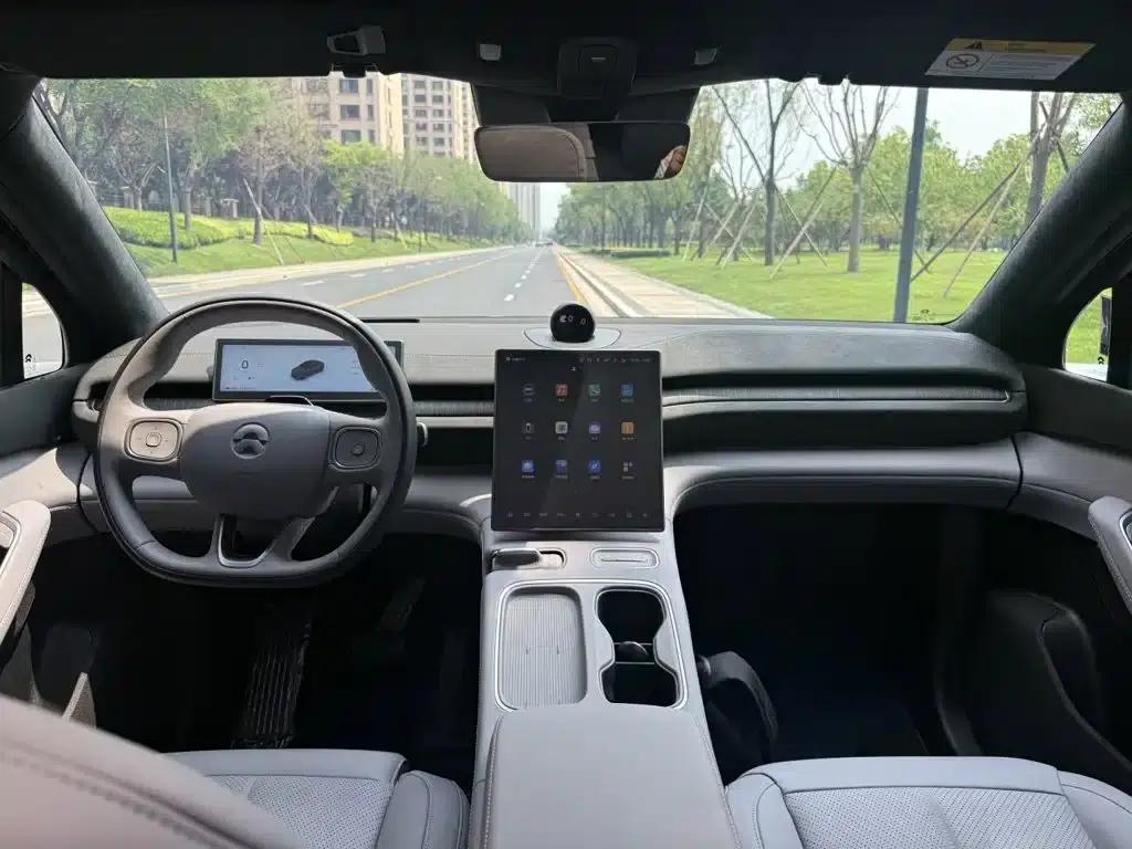 NIO EC6 2024 model 75kWh — миниатюра 10