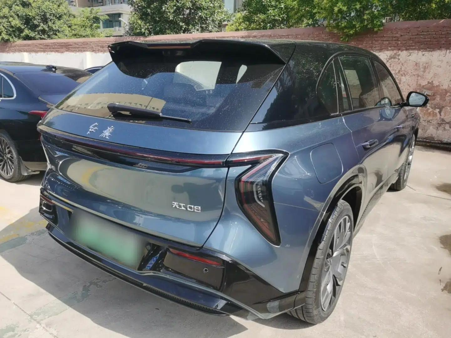 Hongqi Tiangong 08 2025 680 All-Wheel Drive Smart Selection Edition — миниатюра 6