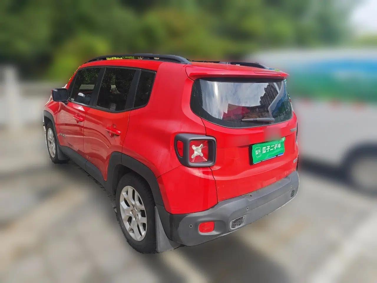 Jeep Renegade 2016 1.4T Automatic Jingneng Edition — миниатюра 4