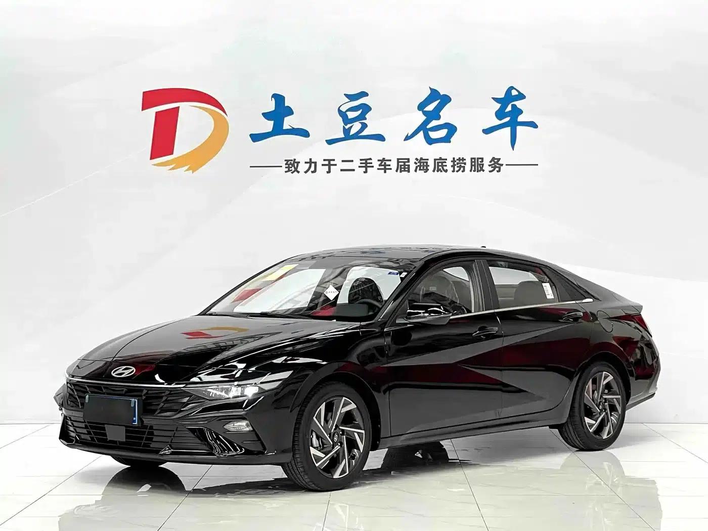 Hyundai Elantra 2022 1.5L CVT GLX Elite Edition — миниатюра 1