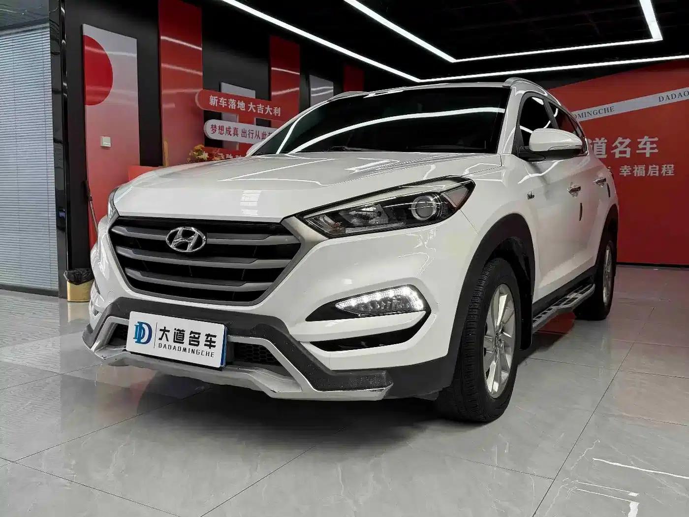 Tucson 2015 1.6T Dual-Clutch Two-Wheel Drive Intelligent Model — миниатюра 1
