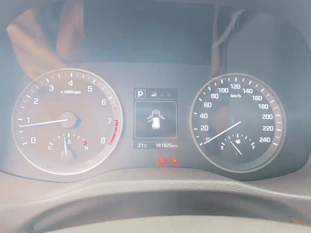 Tucson 2015 1.6T Dual-Clutch Two-Wheel Drive Intelligent Model — миниатюра 8
