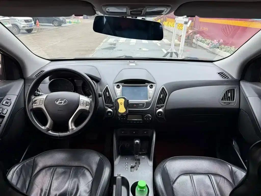 Beijing Hyundai ix35 2013 2.0L Automatic 2WD Smart GLS (National V Emission Standard) — миниатюра 6