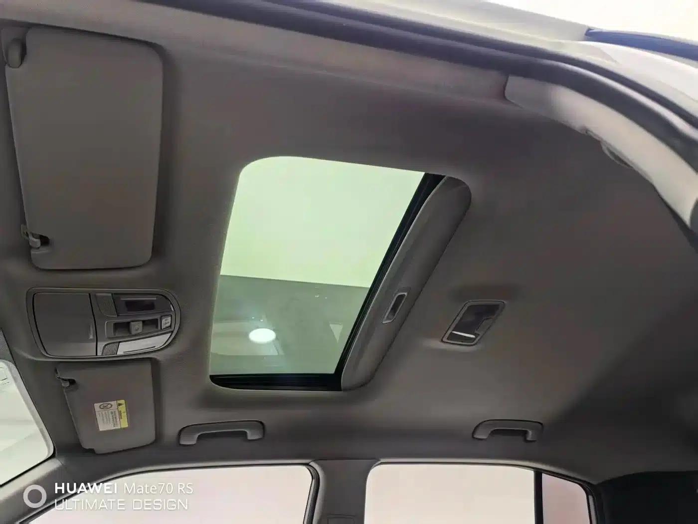 Beijing Hyundai ix35 2018 2.0L Automatic 2WD Smart & Enjoy Edition — миниатюра 9