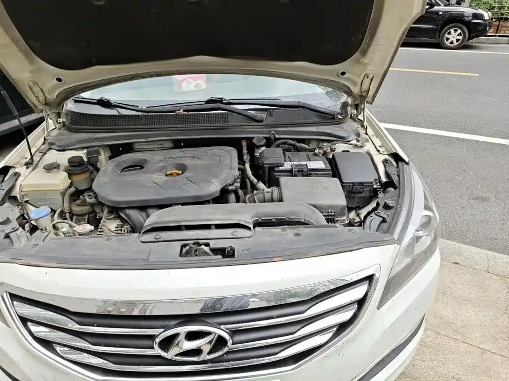 2014 Mistra 1.8L Automatic Intelligent GLS — миниатюра 23