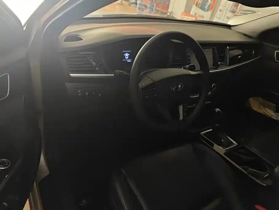 Hyundai Mistra 2017 1.8L Automatic Intelligent GLS (National V Emission Standard) — миниатюра 12