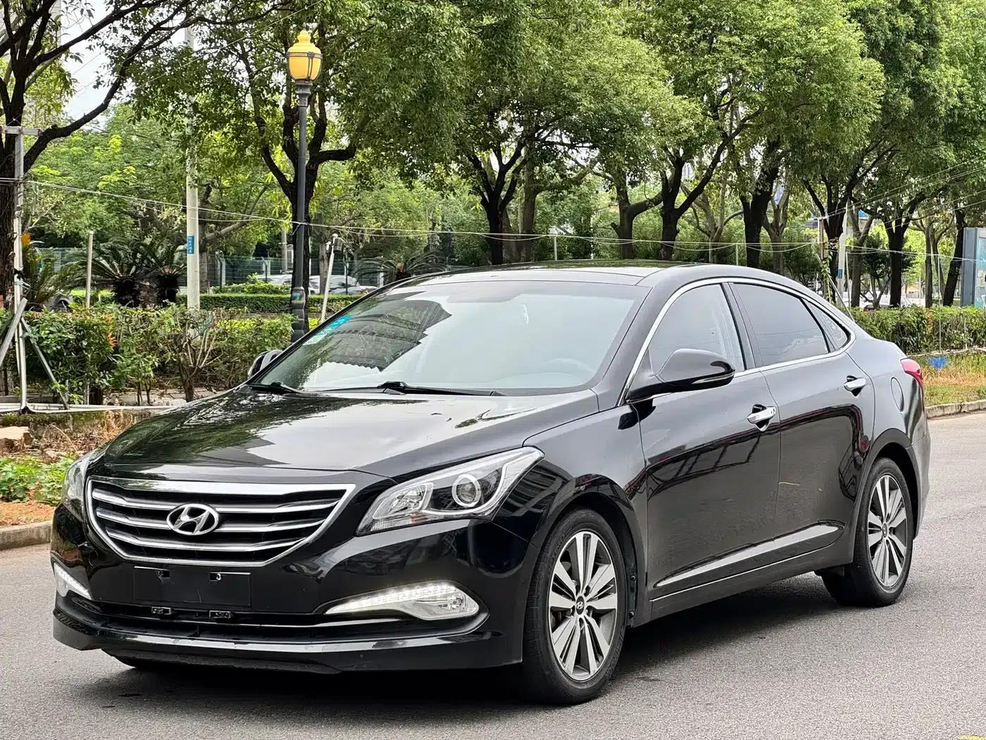 2016 Mistra 1.8L Automatic Intelligent GLS — миниатюра 1
