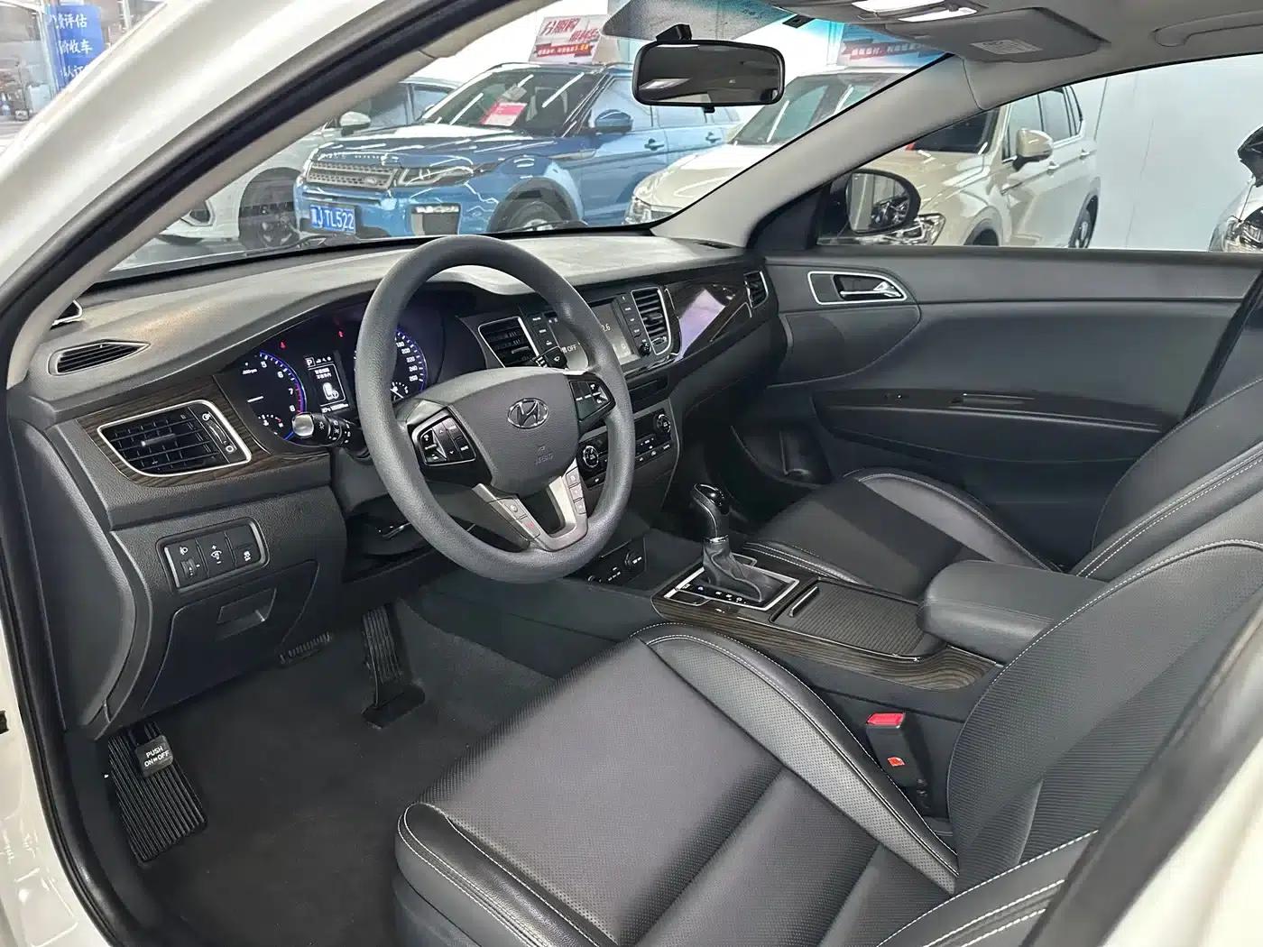Hyundai Mistra 2016 1.6T Automatic Intelligent GLS — миниатюра 7