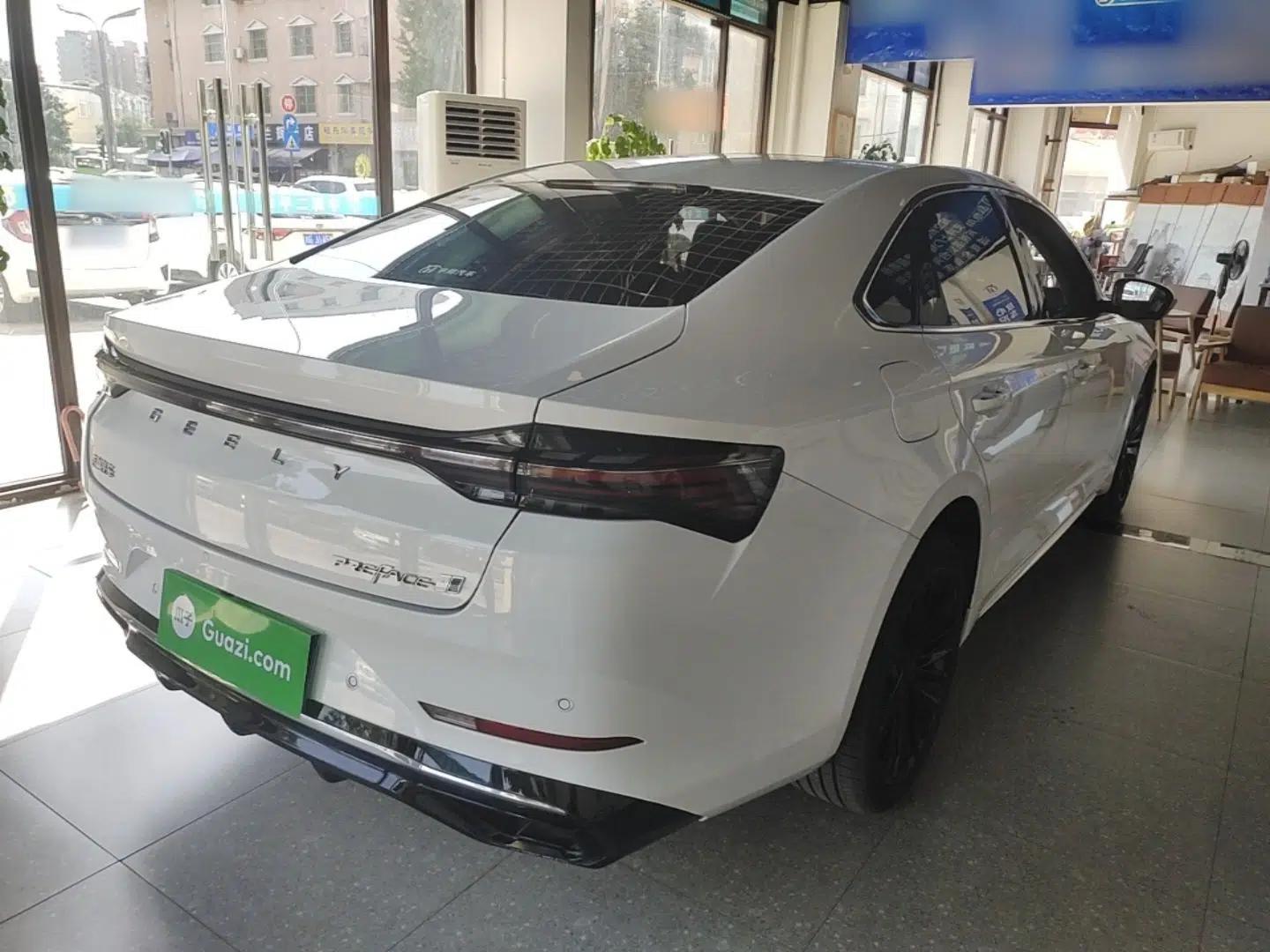 Geely Auto Preface 2024 Zhiqing 1.5TD Galaxy Edition — миниатюра 6