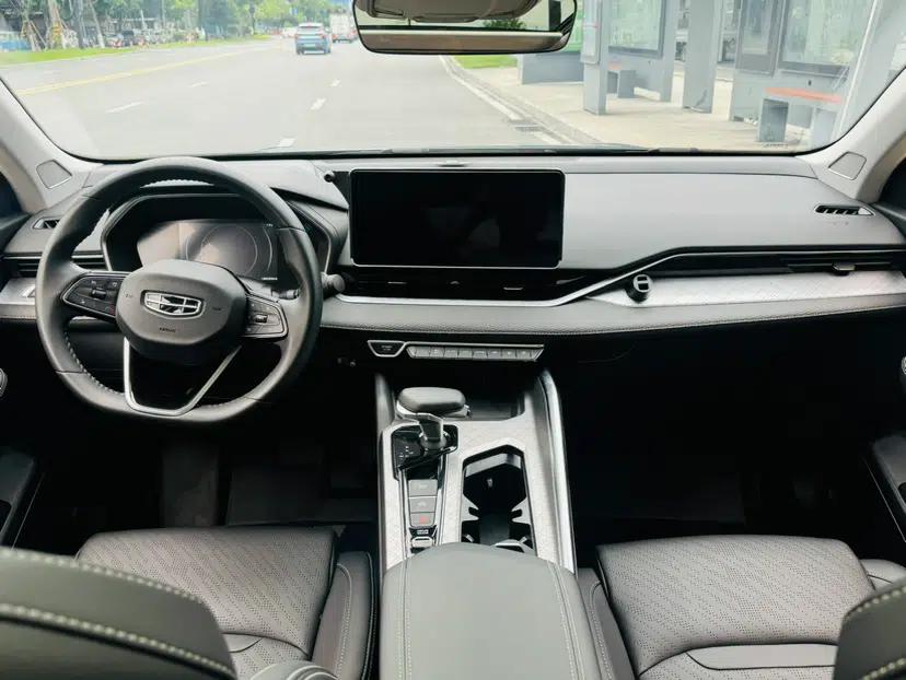 Geely Auto Preface 2023 2.0TD Luxury Version — миниатюра 12