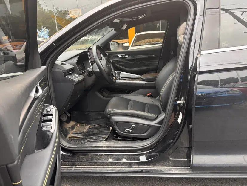 Geely Auto Preface 2023 1.5TD Fuyao Version — миниатюра 17