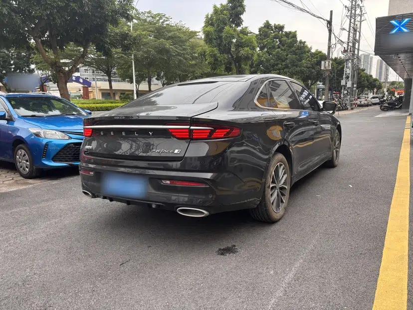 Geely Auto Preface 2023 1.5TD Fuyao Version — миниатюра 7