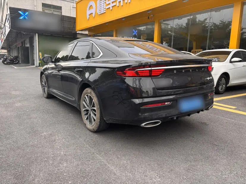 Geely Auto Preface 2023 1.5TD Fuyao Version — миниатюра 8