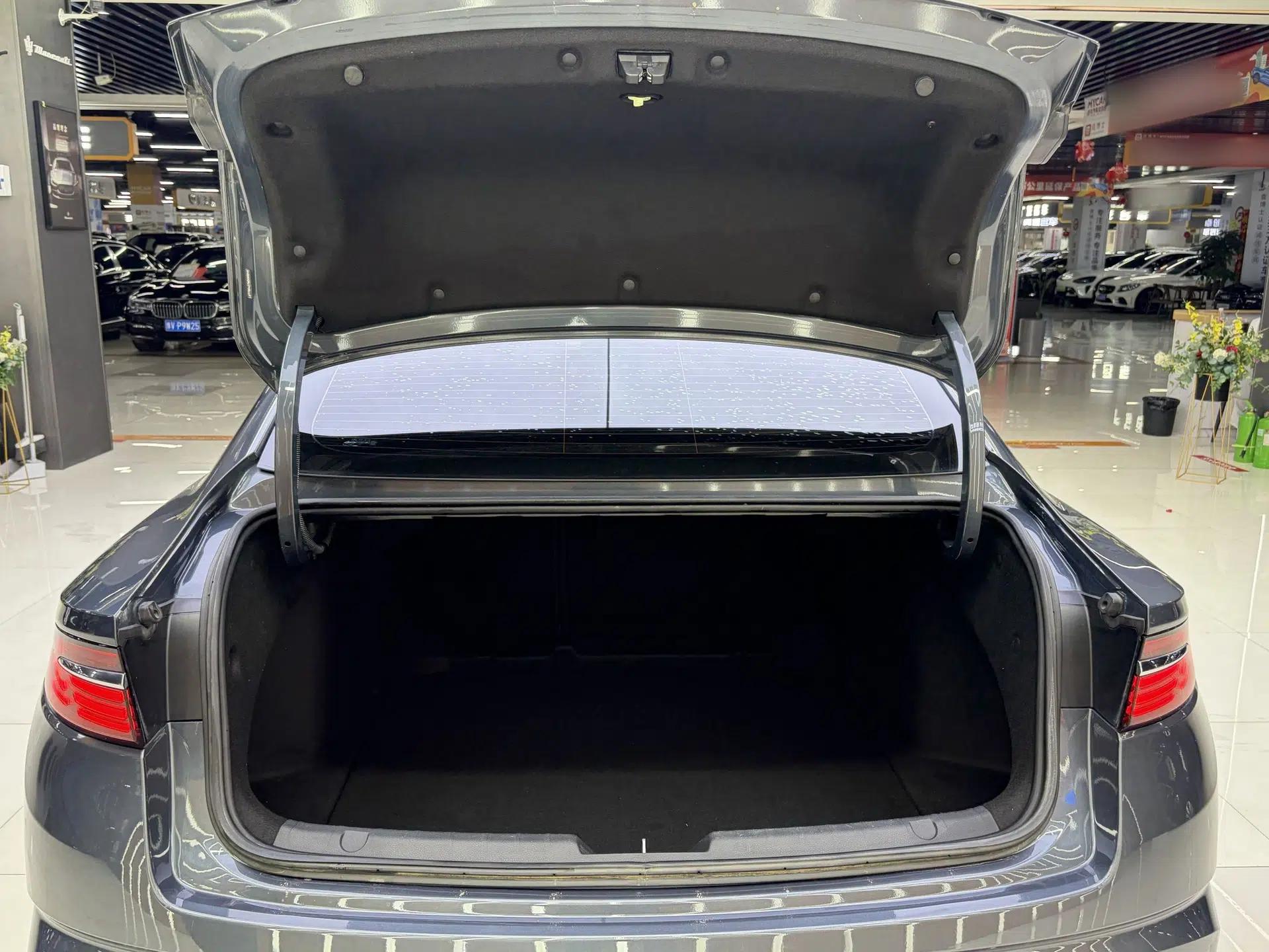 Geely Auto Preface 2021 2.0TD Luxury Version — миниатюра 23