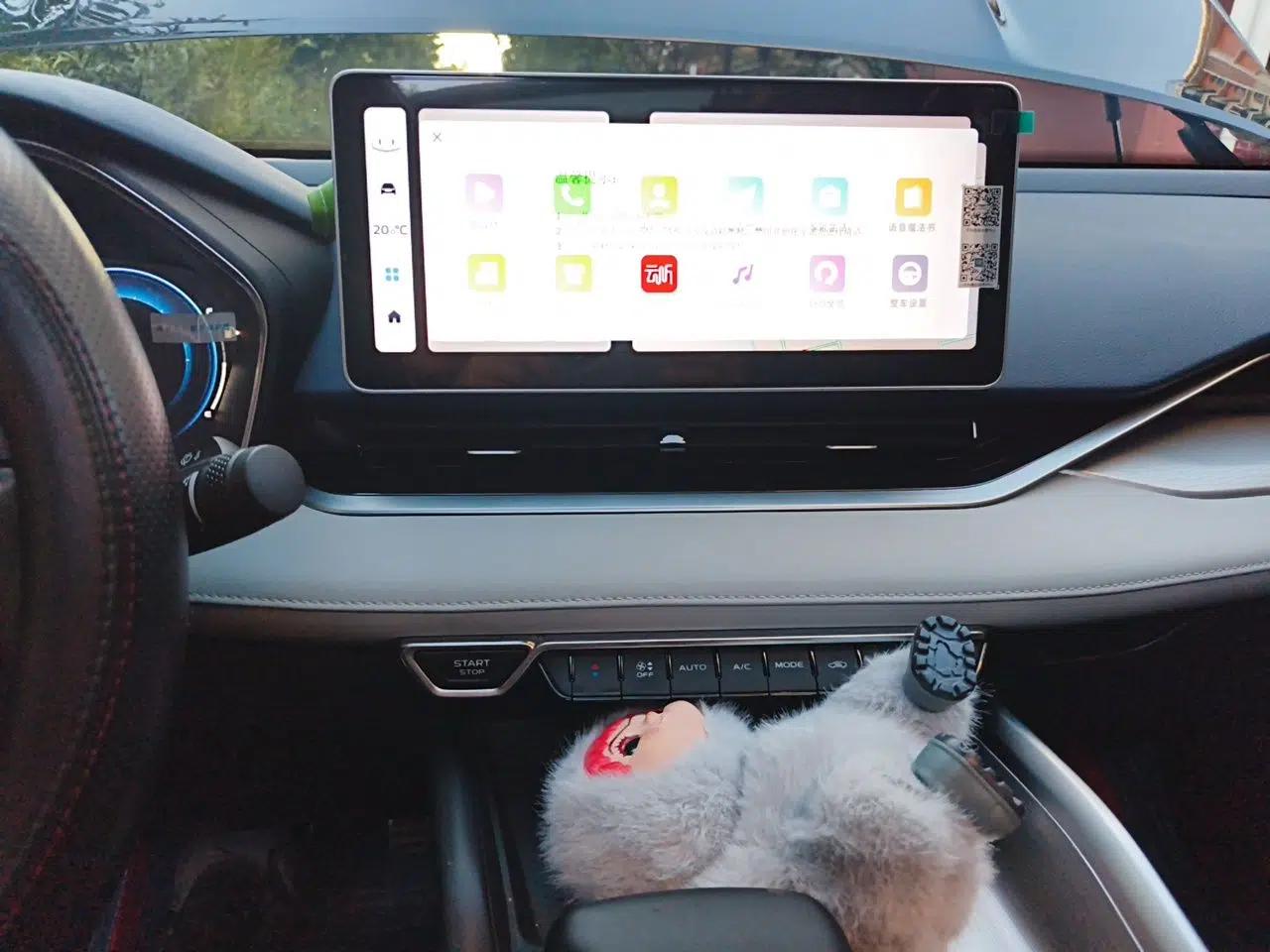 Geely Auto Preface 2023 2.0TD Prestige Version — миниатюра 13