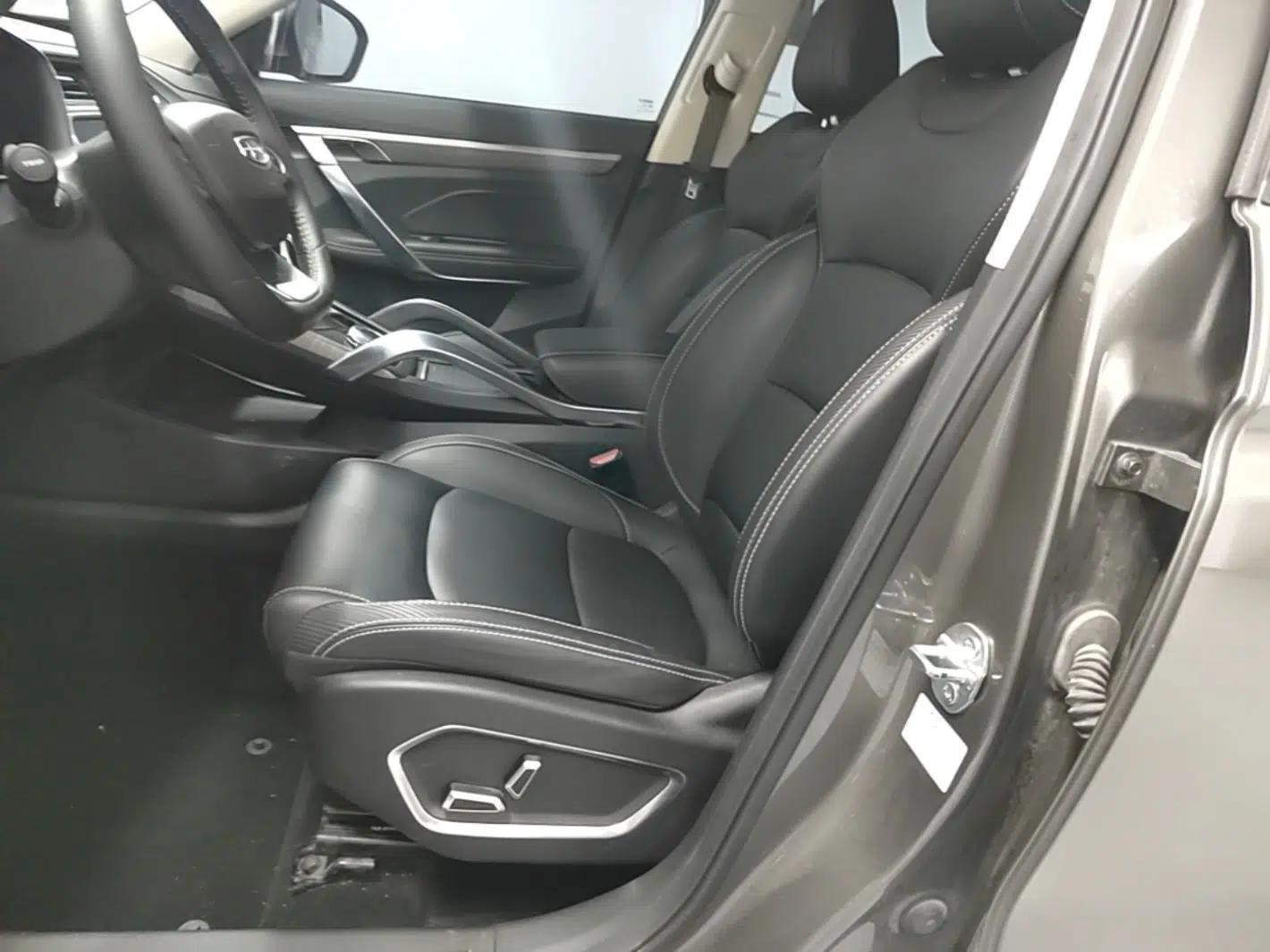 Geely Auto Emgrand X7 Sport 2020 1.8TD DCT Smart PRO — миниатюра 17