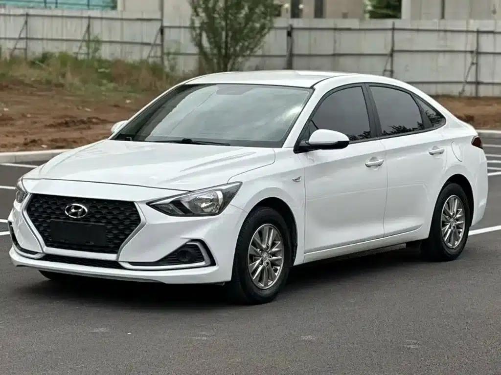Hyundai Elantra 2018 1.6L Automatic GL (National VI Emission Standard) — миниатюра 1