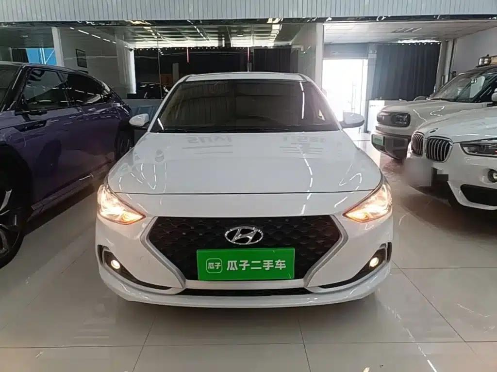 Hyundai Elantra 2018 1.6L Automatic GL (National VI Emission Standard) — миниатюра 3