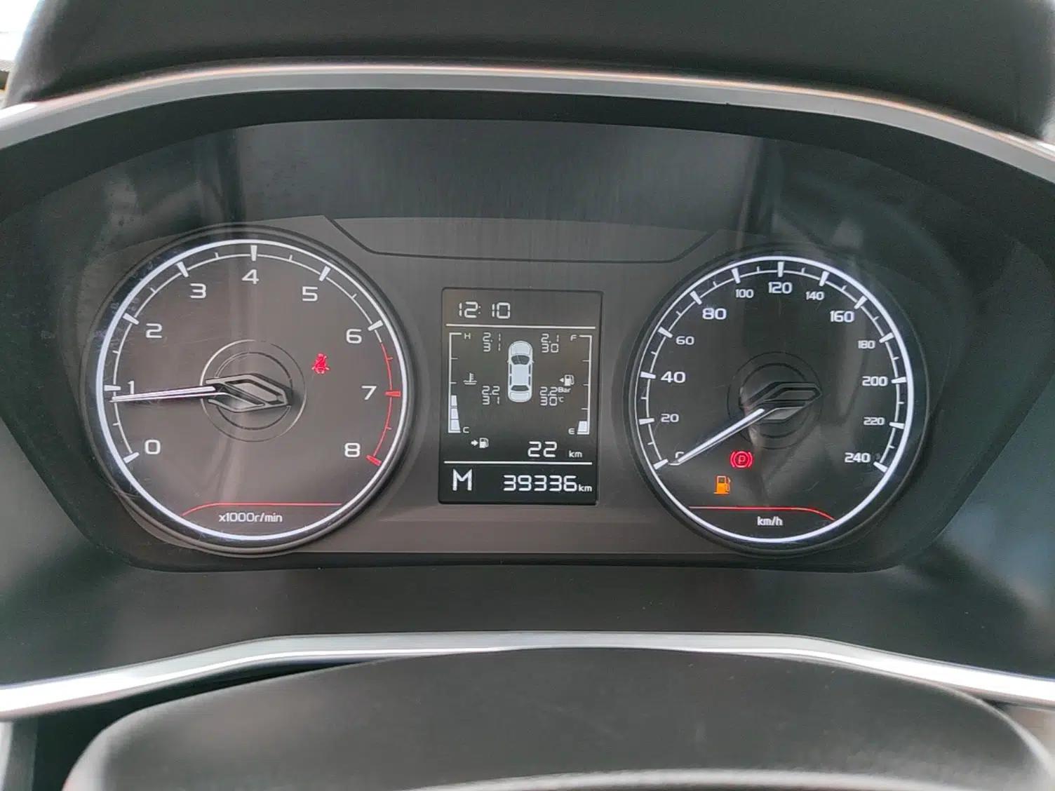 Geely Auto Coolray 2023 1.4T Manual Gold Edition — миниатюра 14