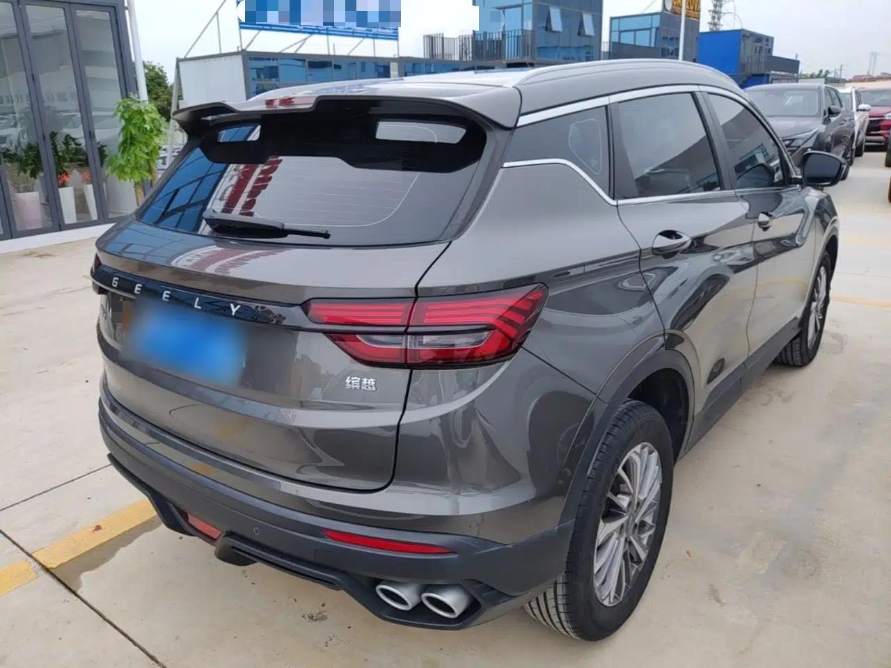 Geely Auto Coolray 2023 1.4T Manual Gold Edition — миниатюра 6