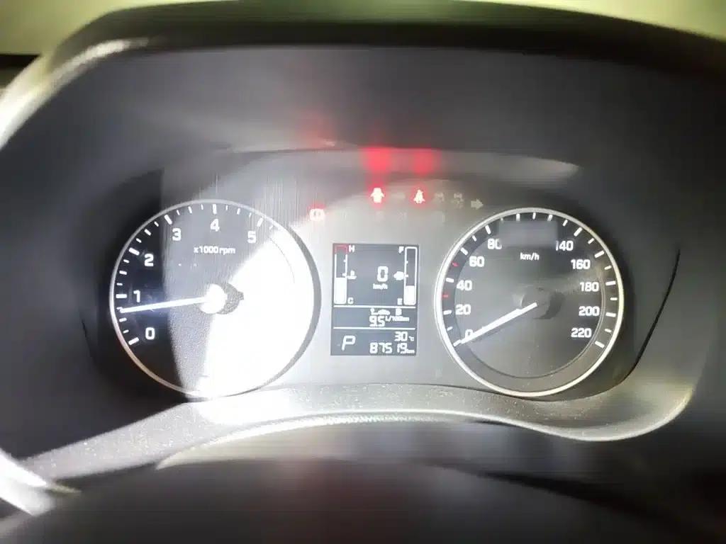 Beijing Hyundai ix25 2015 1.6L Automatic 2WD Premium DLX — миниатюра 4