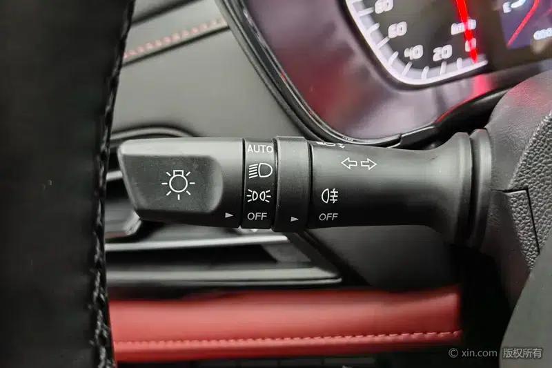 Changan CS75 2023 Enjoy Edition 1.5T DCT Luxury Model — миниатюра 17