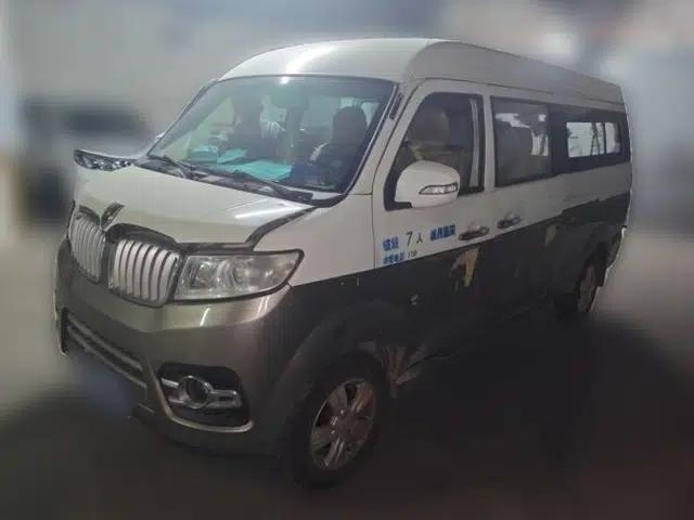 Jinbei New Hiace X30L 2016 1.5L Wealth Edition Van DLCG14