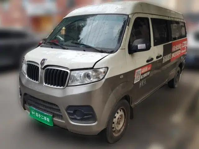 Jinbei New Hiace X30L 2022 1.5L Super Enjoyment Edition Air-Conditioning-Free Van China VI Standard SWC15M