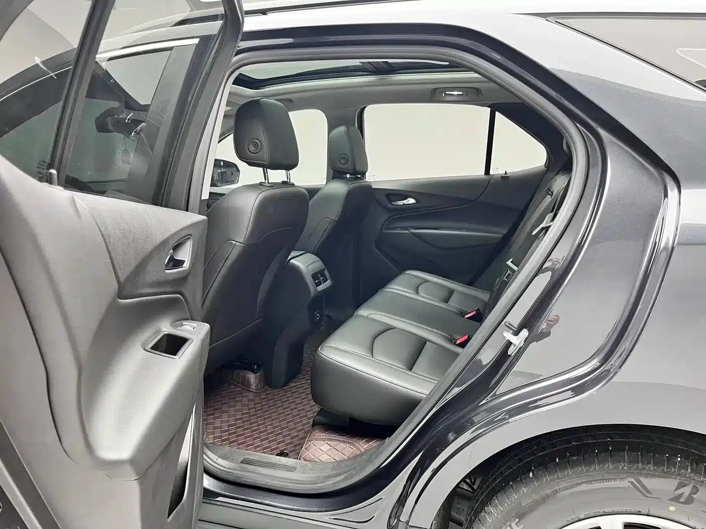 2022 Chevrolet Equinox 535T Cross Edition — миниатюра 8