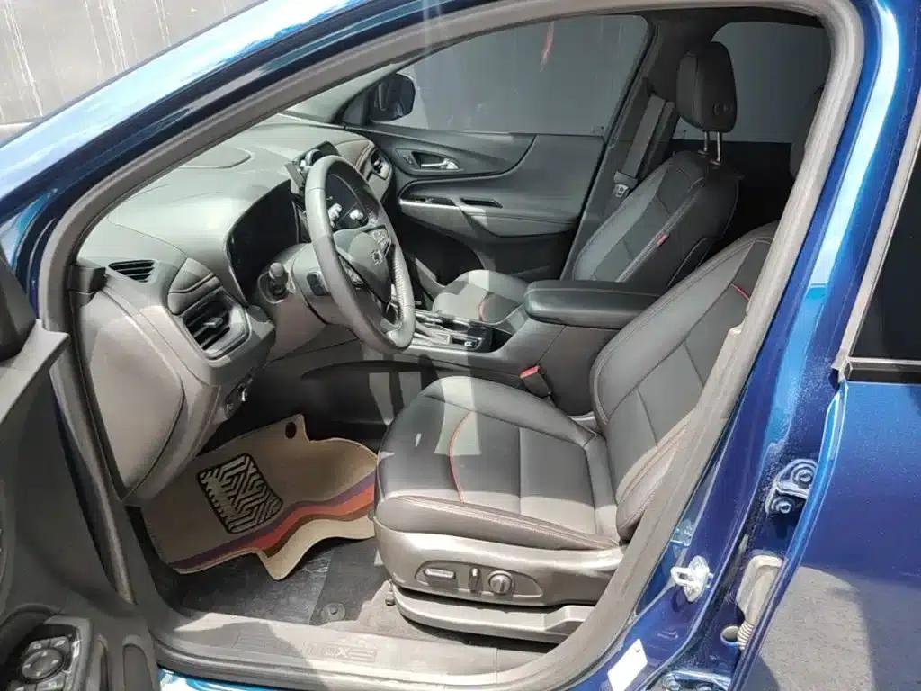 2022 Chevrolet Equinox Mild Hybrid 550T RS AWD Intelligent Defender Edition — миниатюра 11