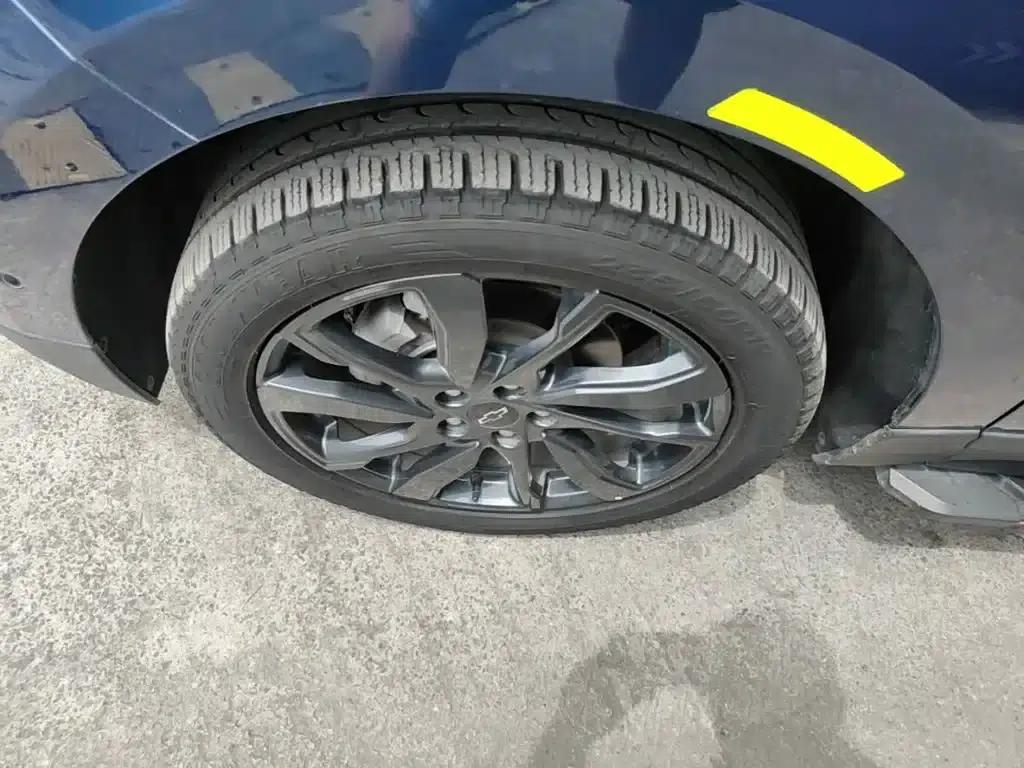 2022 Chevrolet Equinox Mild Hybrid 550T RS AWD Intelligent Defender Edition — миниатюра 25