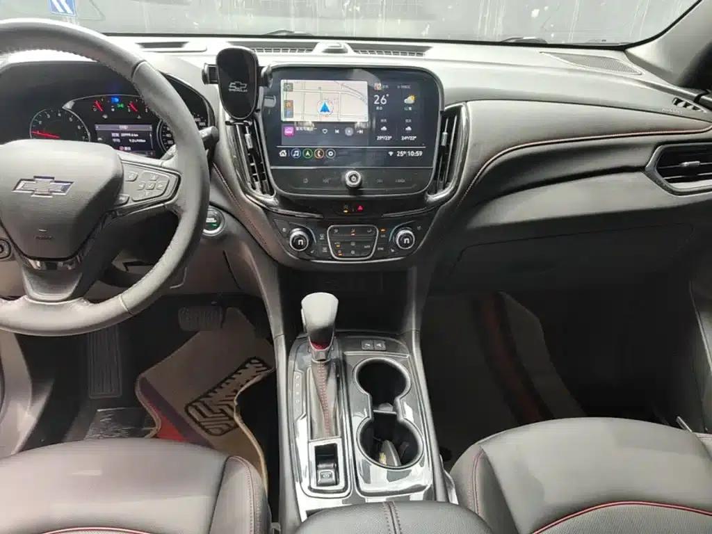 2022 Chevrolet Equinox Mild Hybrid 550T RS AWD Intelligent Defender Edition — миниатюра 9