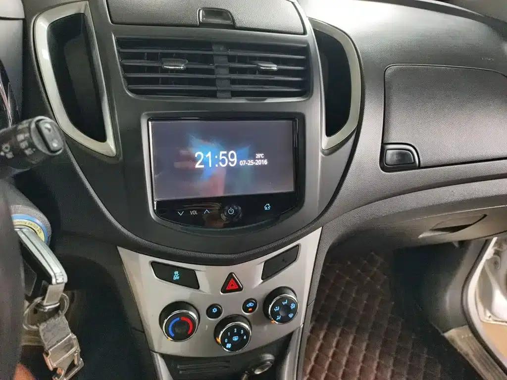 Chevrolet Trax 2016 1.4T Automatic 2WD Luxury — миниатюра 14