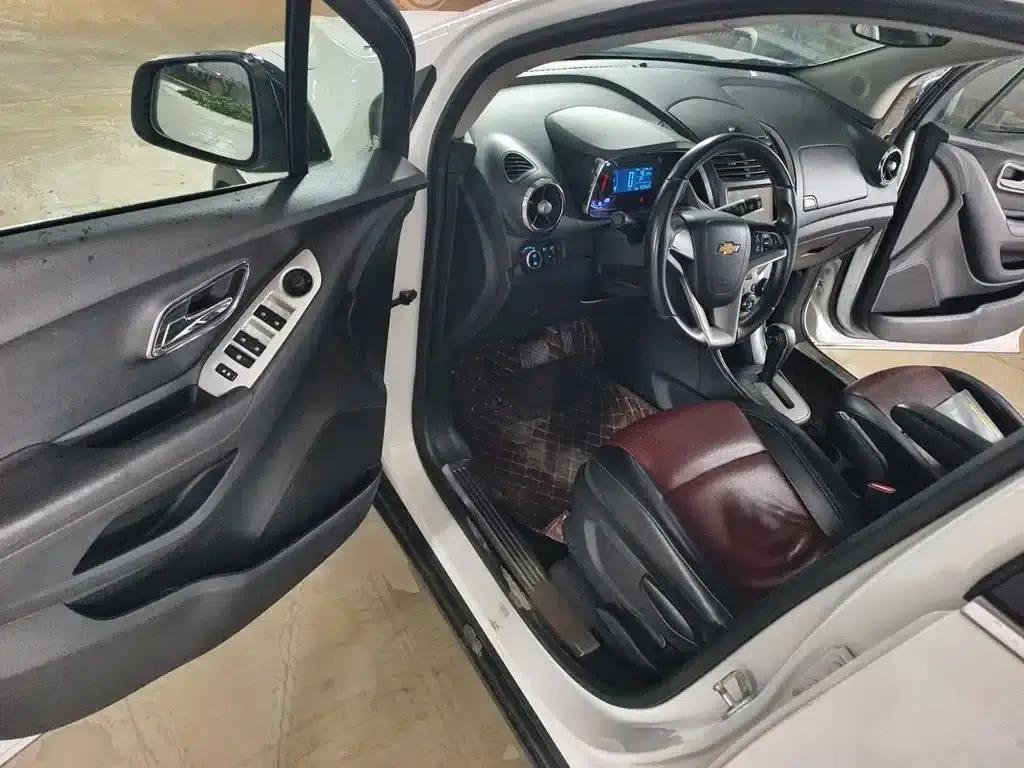Chevrolet Trax 2016 1.4T Automatic 2WD Luxury — миниатюра 17