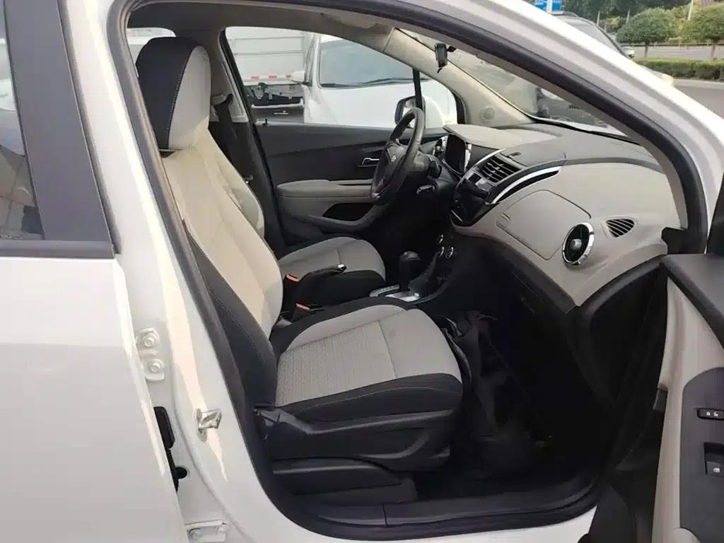 Chevrolet Trax 2014 1.4T Automatic 2WD Comfort Model — миниатюра 25