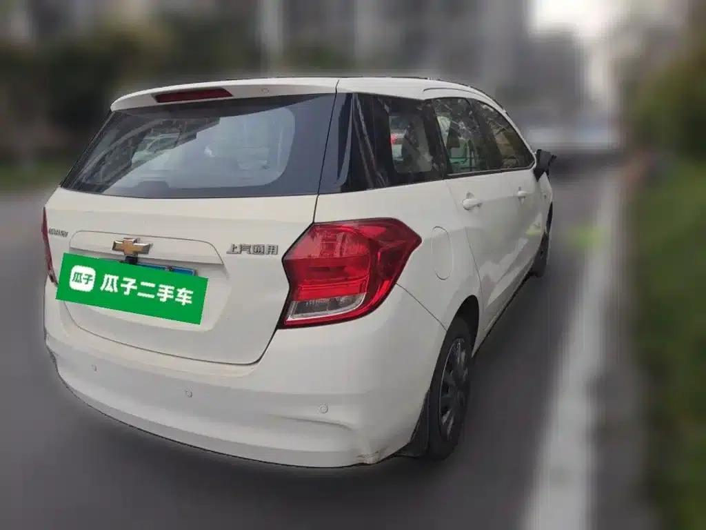 Chevrolet Aveo RV 2016 1.5L Automatic Comfortline Edition — миниатюра 5