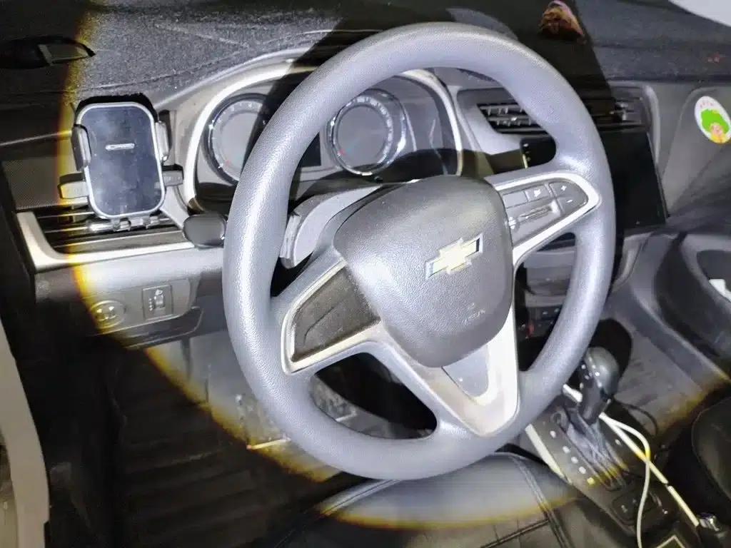 Chevrolet Aveo RV 2018 1.5L Automatic Smart Edition — миниатюра 3