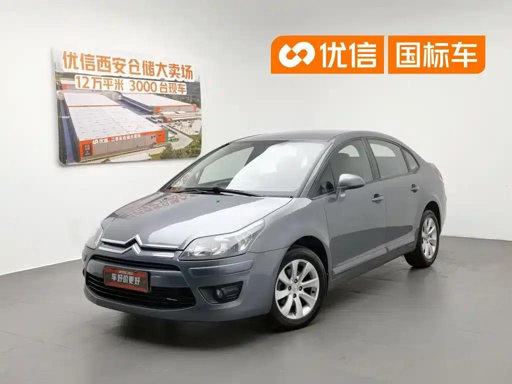 Citroën C4 2011 Sedan 1.6L Manual Fashion Edition — миниатюра 1