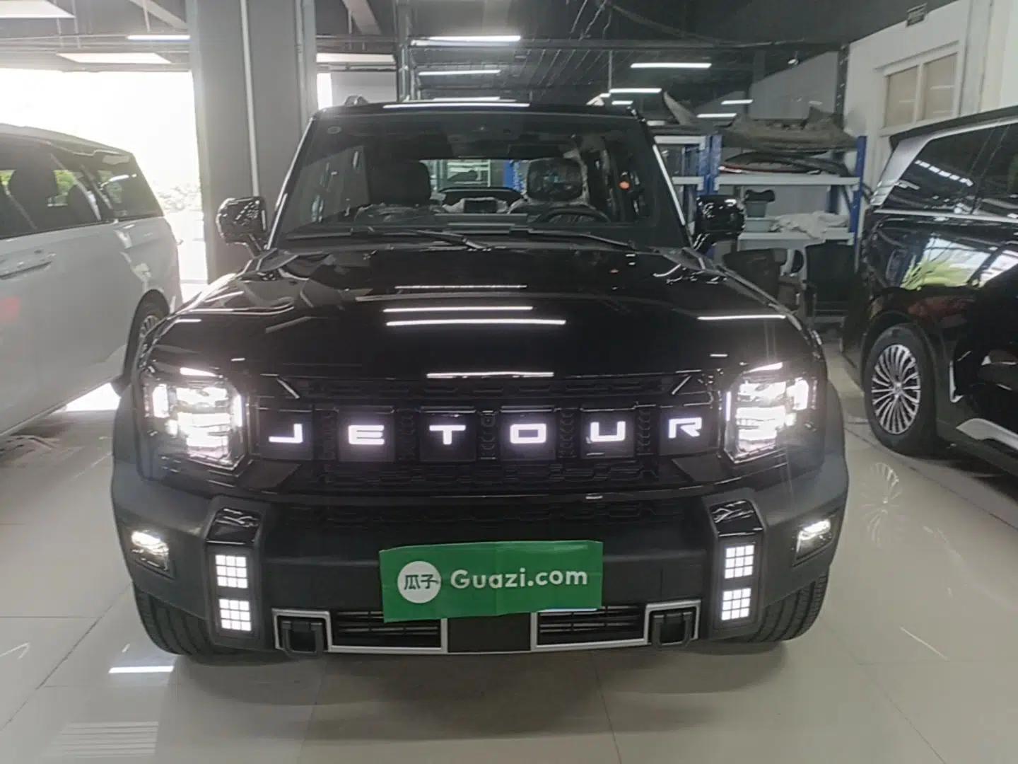 JETOUR Traveler 2026 Model 2.0TD XWD Cross-Country — миниатюра 2