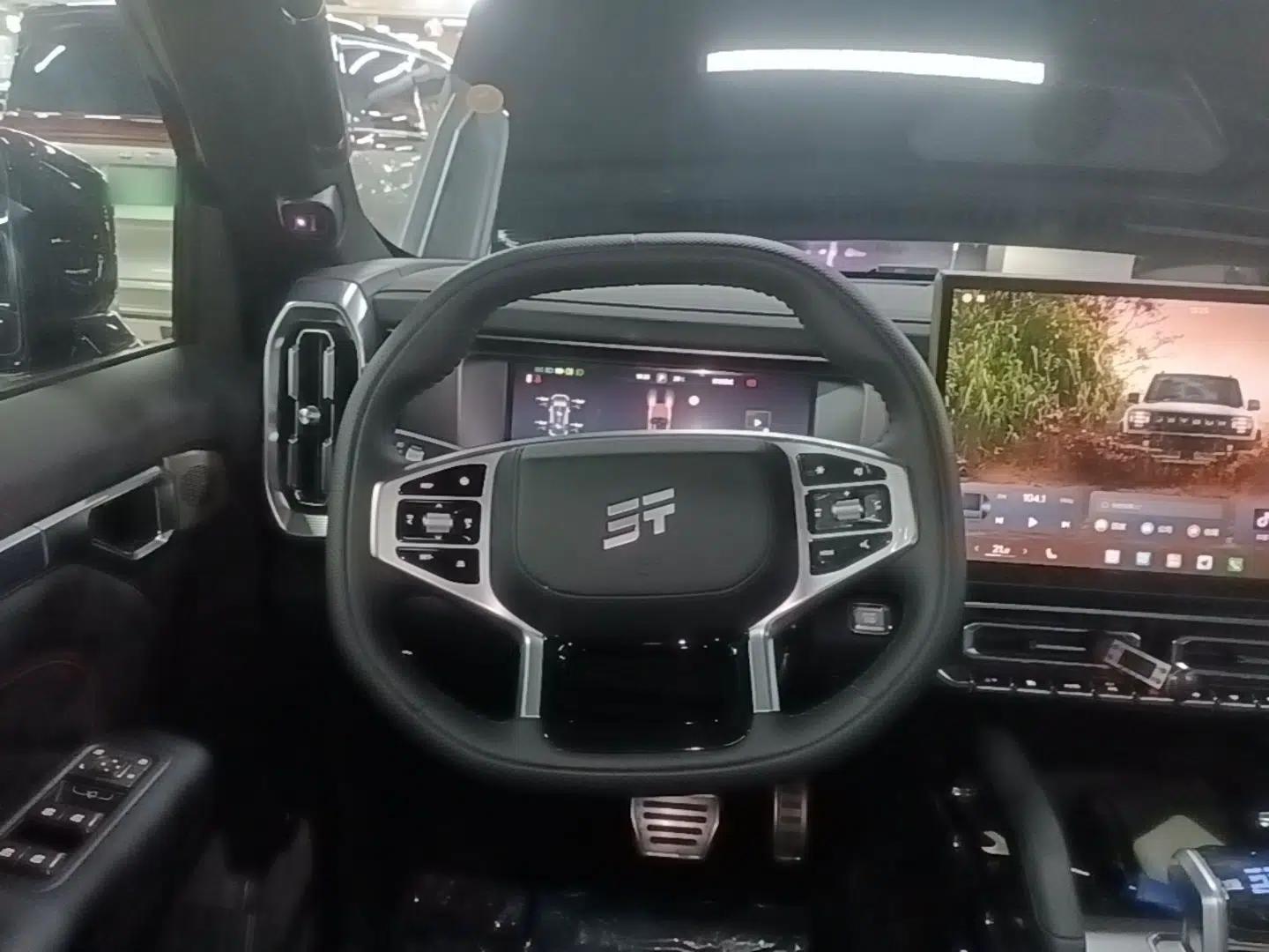 JETOUR Traveler 2026 Model 2.0TD XWD Cross-Country — миниатюра 13