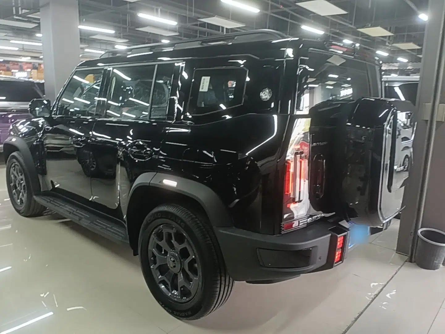 JETOUR Traveler 2026 Model 2.0TD XWD Cross-Country — миниатюра 4