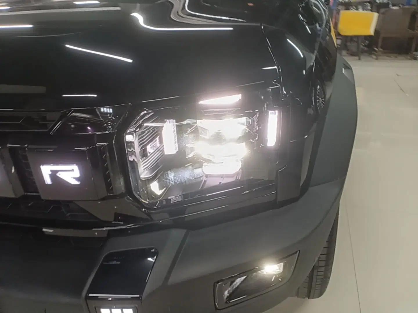 JETOUR Traveler 2026 Model 2.0TD XWD Cross-Country — миниатюра 8
