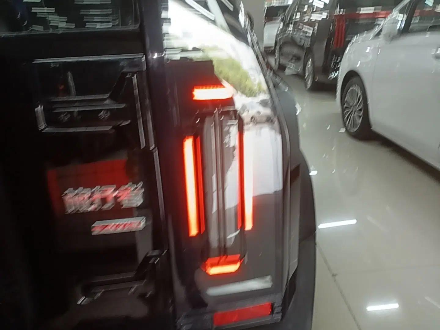 JETOUR Traveler 2026 Model 2.0TD XWD Cross-Country — миниатюра 9