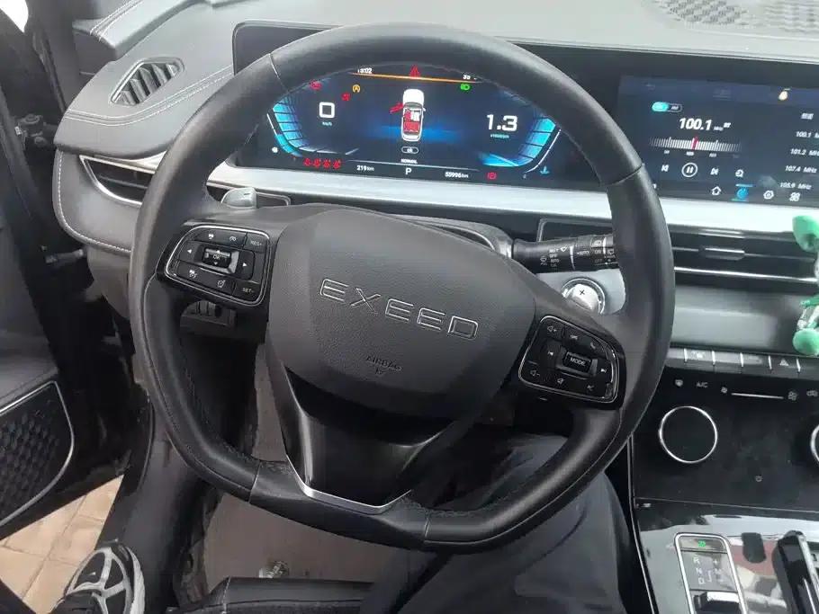 2022 Exeed Chasing the Wind Versailles Edition 1.6T DCT Rising Wind Edition — миниатюра 15