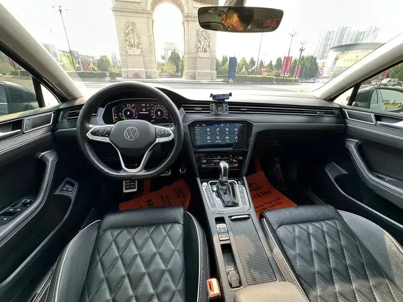 2022 Volkswagen Magotan PHEV Luxury Edition — миниатюра 9