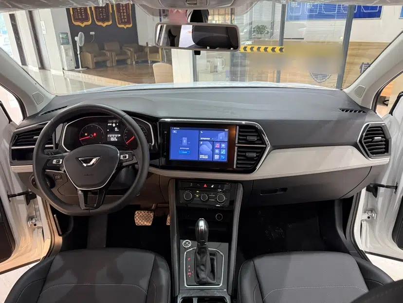 Jetta VS5 2023 280TSI Automatic Enjoyment Model — миниатюра 14